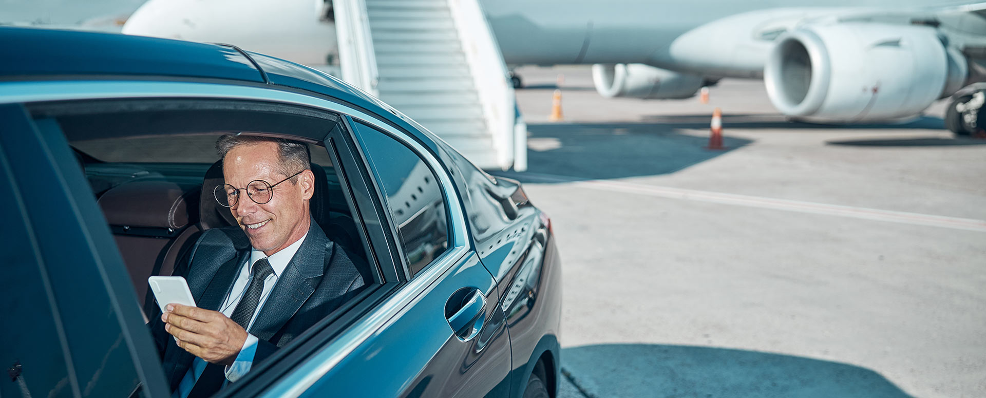  Airport Pickup and Dropoff